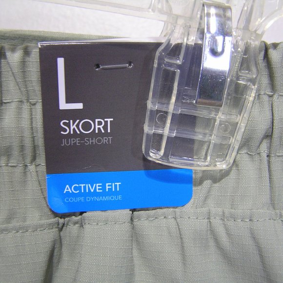 Columbia Women's Skort in Light Green/Grey - Picture 5 of 8